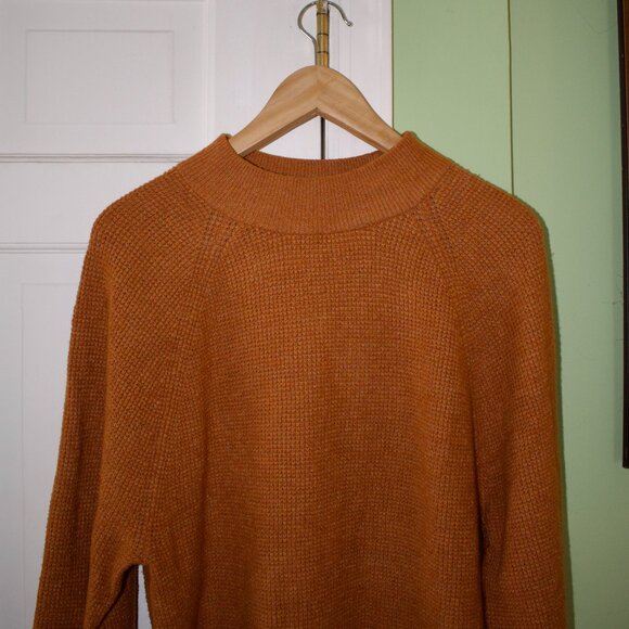 Gap Waffle-Stitch Mockneck Sweater in Ochre Core - Picture 5 of 6